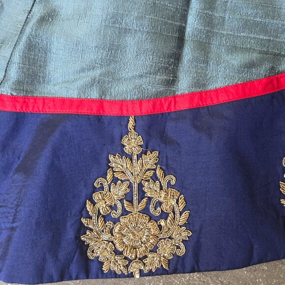 Silk High/Low Top - Picture 3 of 5